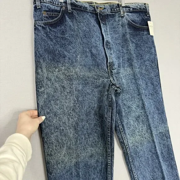 Vintage Levi's Mens Jeans 42x30 Blue Cotton Tapered Leg Deadstock Made in USA - Picture 4 of 16